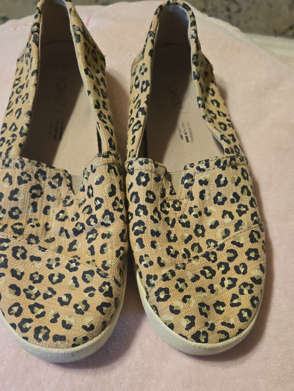 Toms Leopard Print Slip-On Flats - Tan & Black
